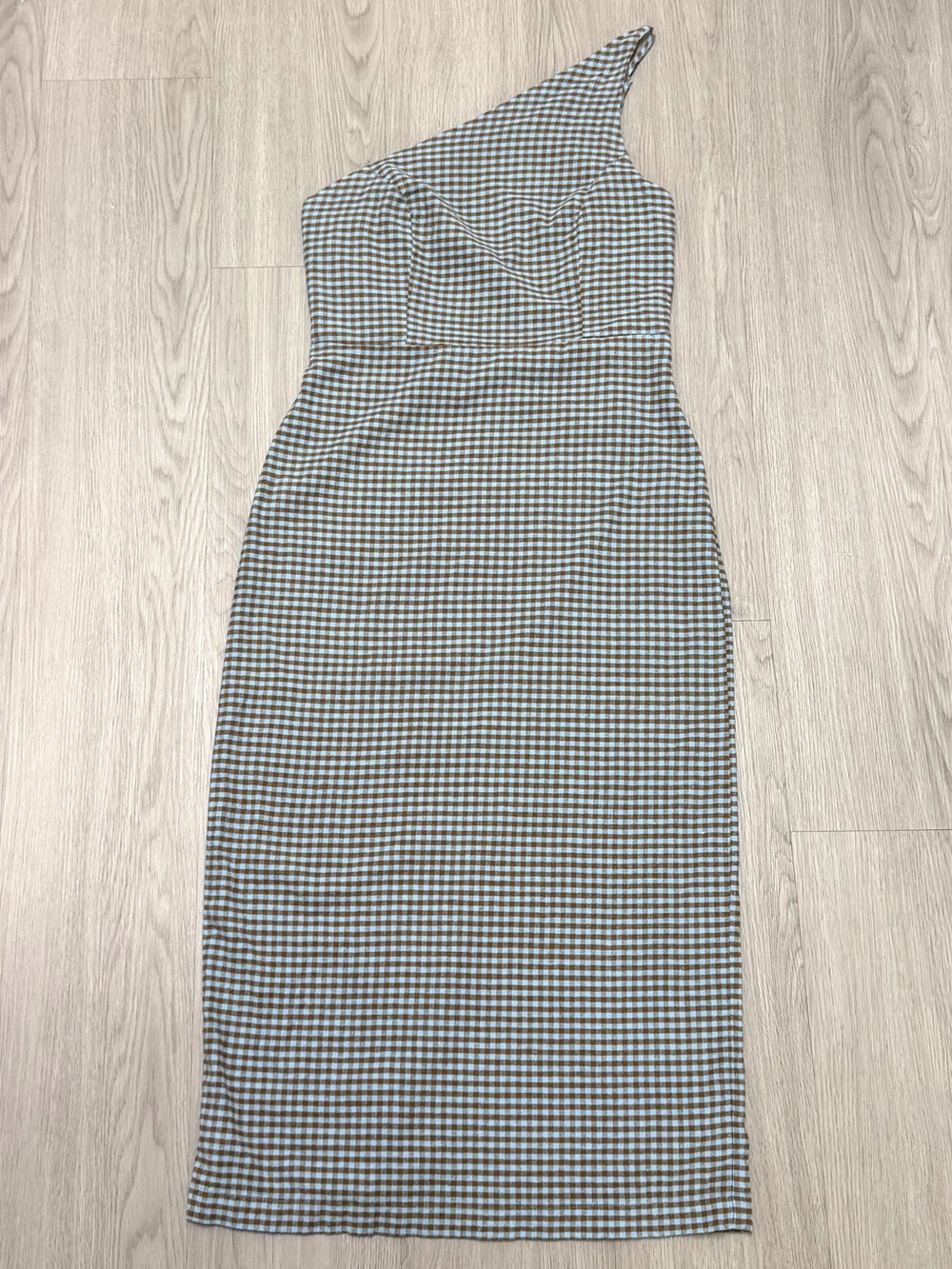 Urban Outfitters Carson One Shoulder Gingham Midi Dress M